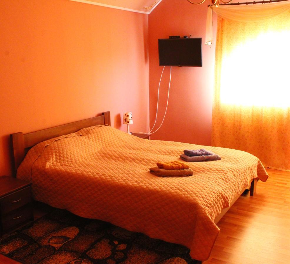 Cafe-Motel Goryanka Ujhorod Exterior foto