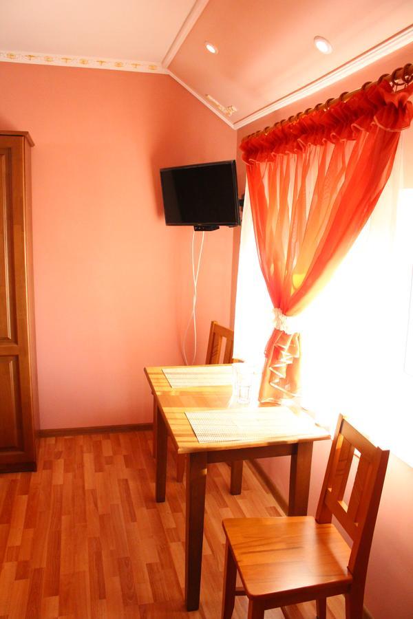 Cafe-Motel Goryanka Ujhorod Exterior foto